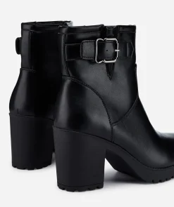 Botin Detalle Hebilla Efecto