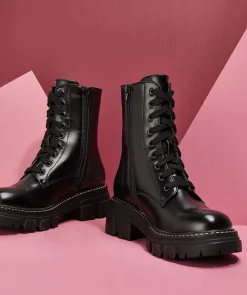Botin Detalle Pespuntes Efecto