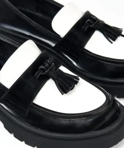 Mocasin Combinado Borla Efecto