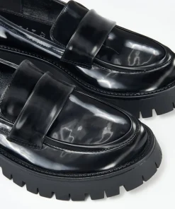 Mocasin Detalle Antifaz Efecto