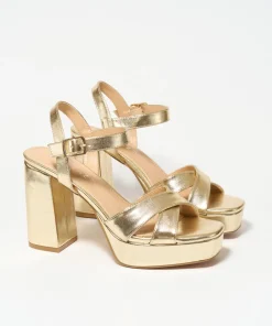 Sandalia Plataforma Tiras Cruzadas Efect